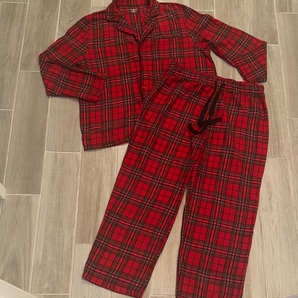 Plaid Red Men’s Pajamas